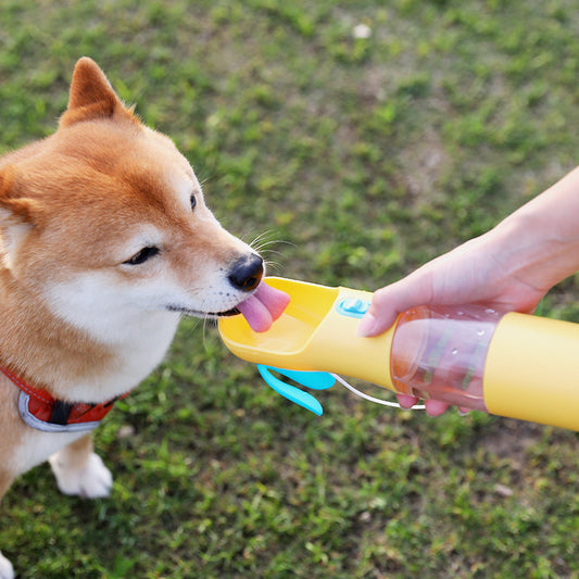 Portable Pet Feeding and Water Cup for Outings